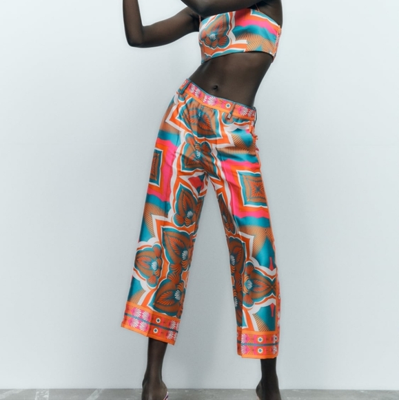 Zara floral print culottes pants - Picture 2 of 4